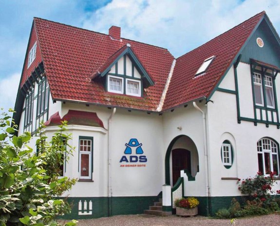 ADS Schullandheim Ulsnis Hausansicht 